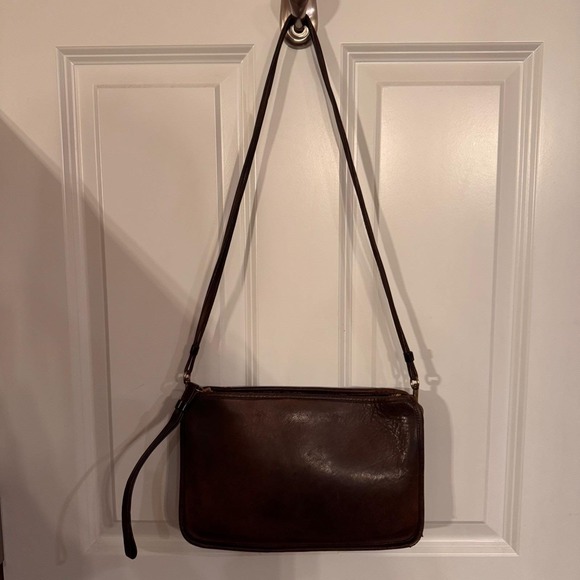 Handbags - Vintage Early 80's Coach Leather Shoulder Clutch Bag Dark Brown Purse #0132